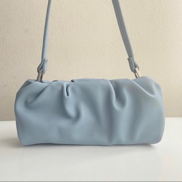 Blue vintage shoulder bag ✨ - Picture 2 of 4